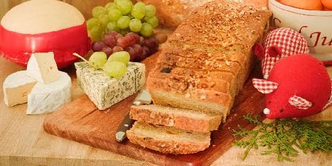 Frukt- og nøttebrød