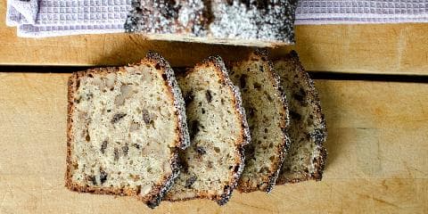 Saftig banankake med valnøtter