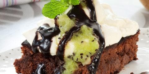 Saftig sjokoladekake med kiwi