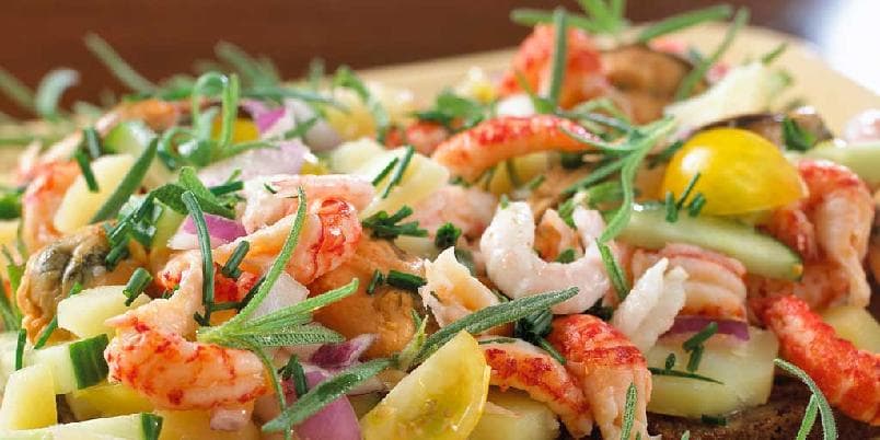 Rosmarinduftende skalldyrsalat