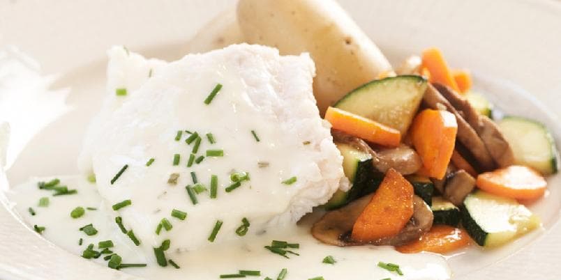 Steinbit med ostesaus