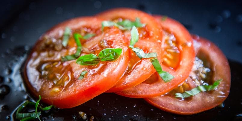 Finns solmodne tomater - en liten mellomrett