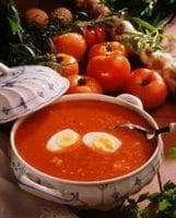 Tomatsuppe med egg