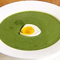Grønn vårsuppe med nesler