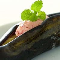 Grillede bananer med bringebærsmør