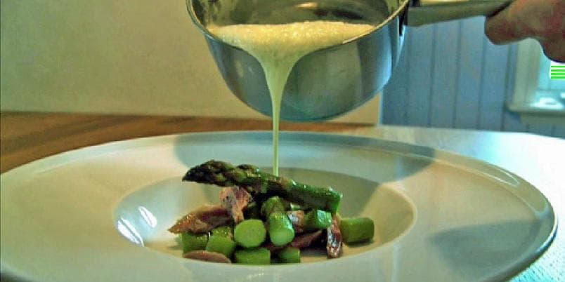 Aspargessuppe med laks