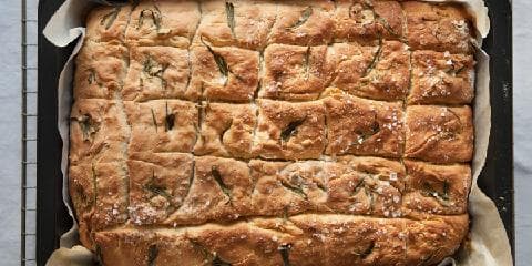 Foccacia eller italiensk langpannebrød