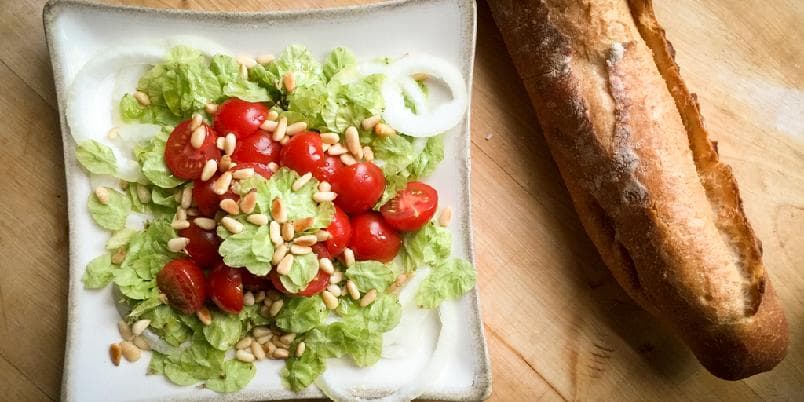 Salat med almefrø