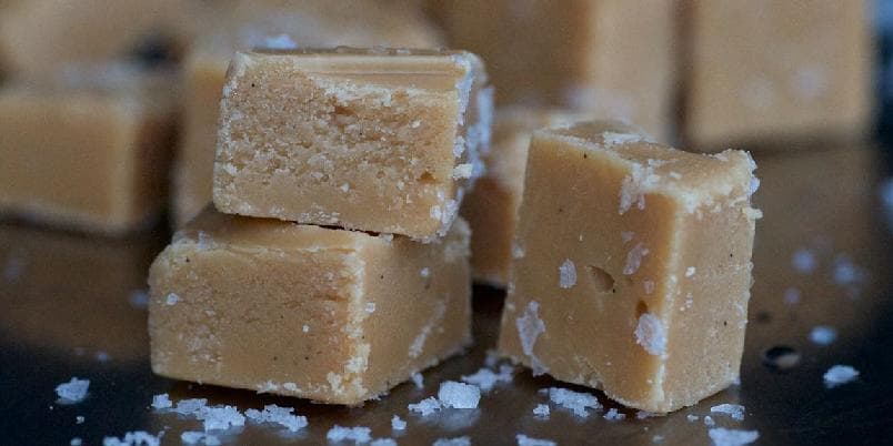 Karamellfudge med havsalt