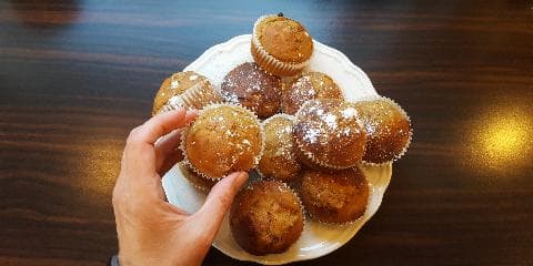 Eple- og kanelemuffins uten gluten og melk