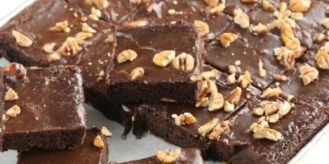 Sjokoladekake med ristede pekannøtter