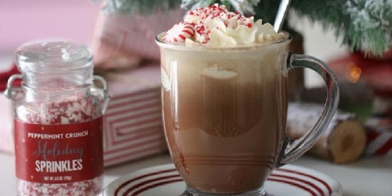 Mocha latte med peppermyntesmak