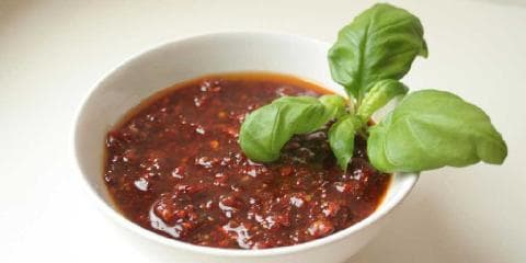Rød pesto