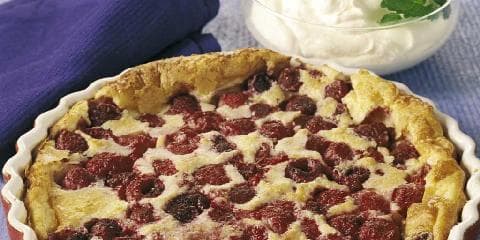 Ovnspannekake med bær