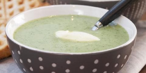Brokkolisuppe med ostetoast