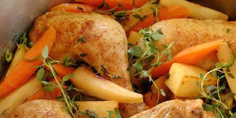 Kyllinglår med rotgrønnsaker i appelsinsaus