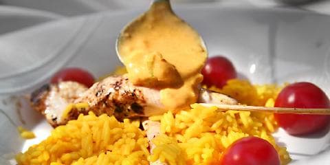 Kyllingfilet med karrisaus