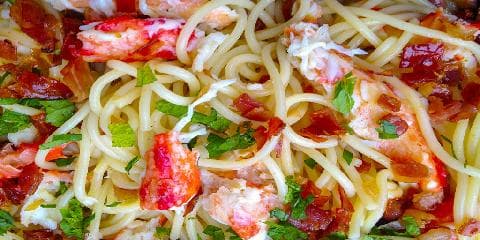 Spagetti med hummer, skinke og mynte