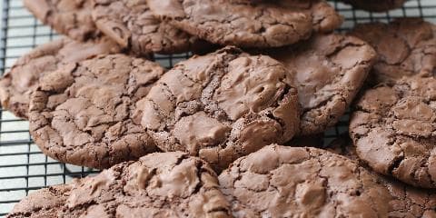 Brownies-kjeks med sjokoladebiter