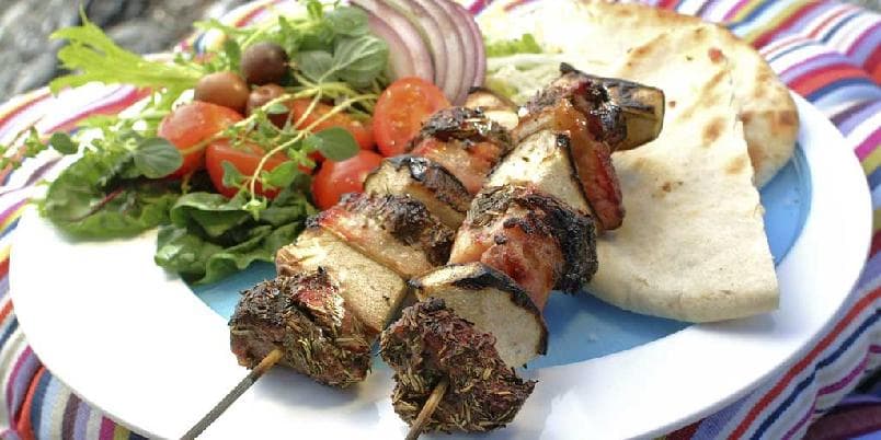 Grillspyd med lam og pære