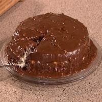 Sjokoladekake med kremfyll og firkløverglasur