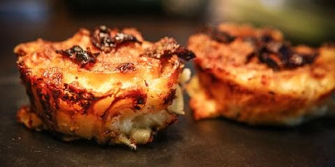 Mac 'n cheese muffin