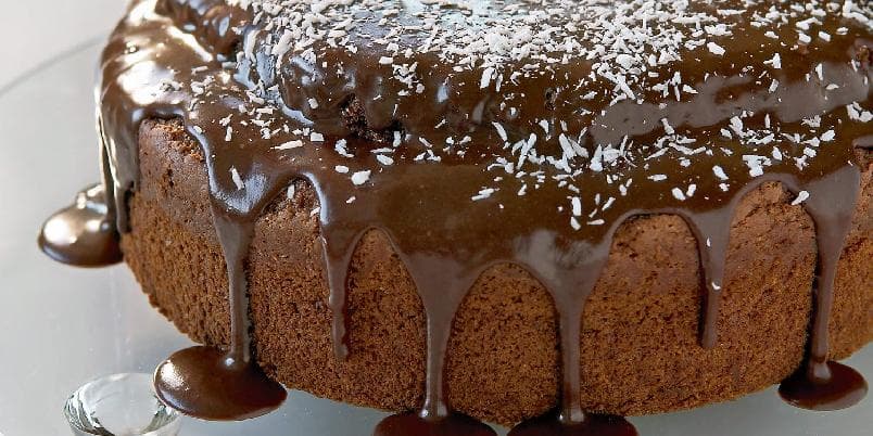 Sjokoladekake med kardemomme og kanel