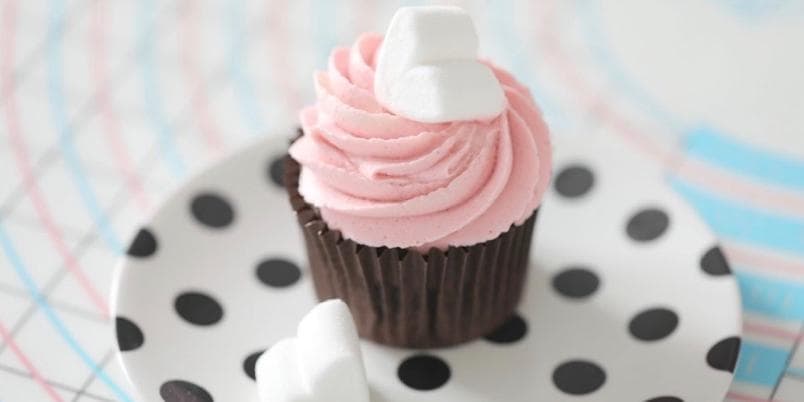 Sjokoladecupcakes med jordbærkrem